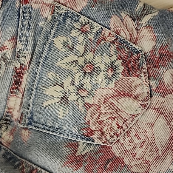 Gap Kids Jeggings Floral Denim Size 8 - Picture 4 of 7